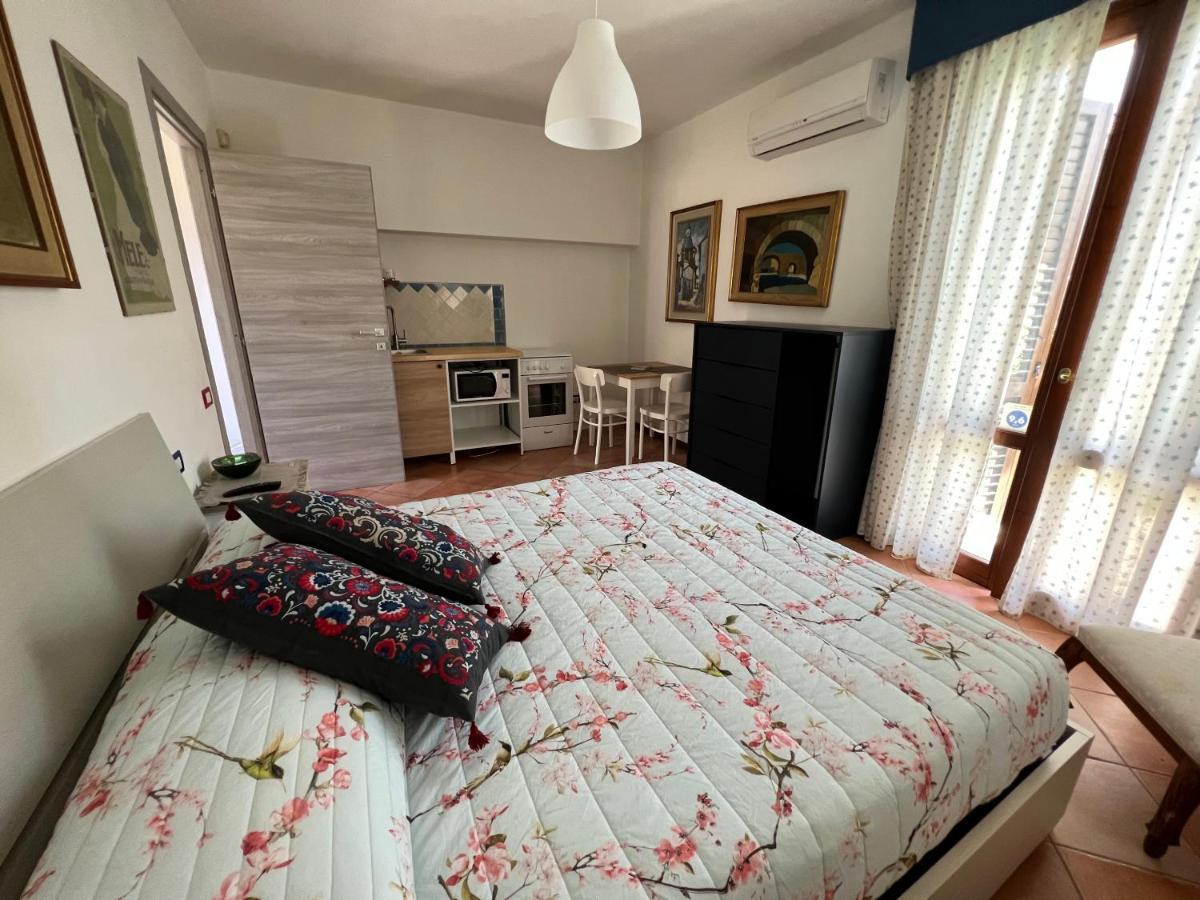 L'Essenziale Apartment Pula Luaran gambar